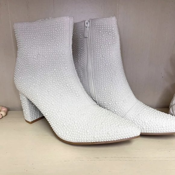 FOREVER Iceberg Shimmer Boots - Picture 5 of 6